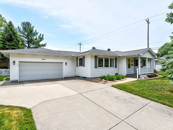 2nd image of 404 Terrill Ave