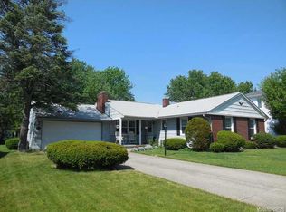 108 The Paddock, Williamsville, NY 14221