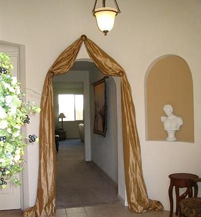 Foyer/ Entry