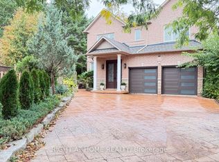 96 Bradgate Dr, Markham, ON L3T 7M3