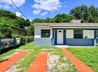 1371 NE 150th St #1, Miami, FL 33161
