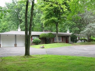 303 Windy Bush Rd New, HOPE, PA 18938