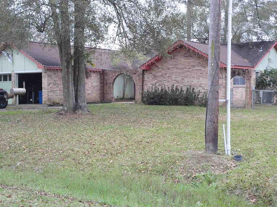 1st image of 820 Maplewood Dr
