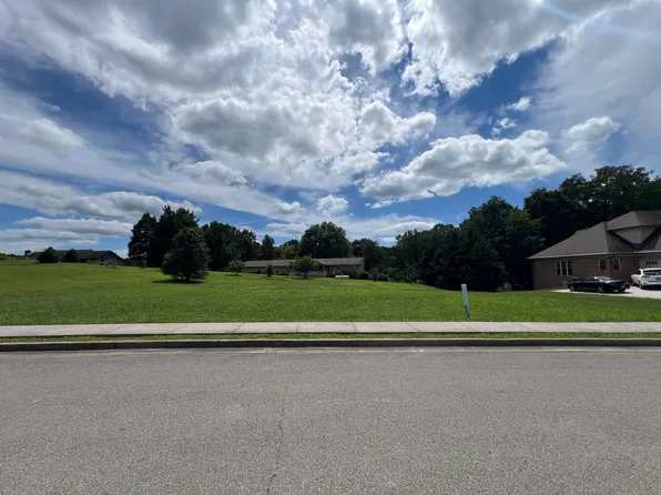 5162 Aspen Ave, Morristown, TN 37813