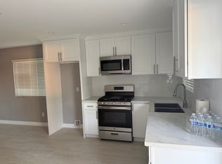 2710 W Harvard St #2, Santa Ana, CA 92704
