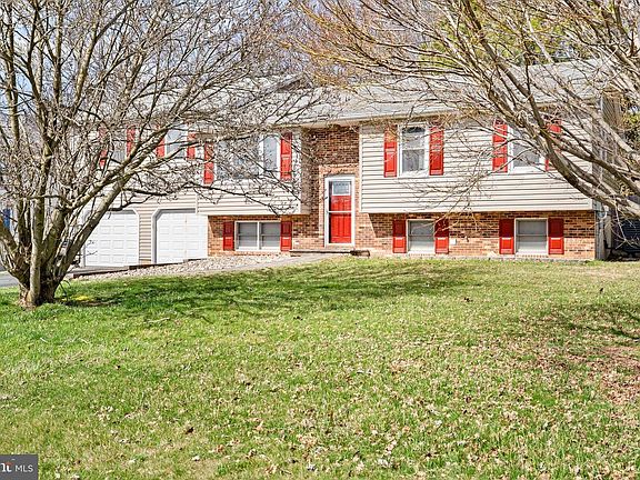 3rd image of 110 Whitehall Rd