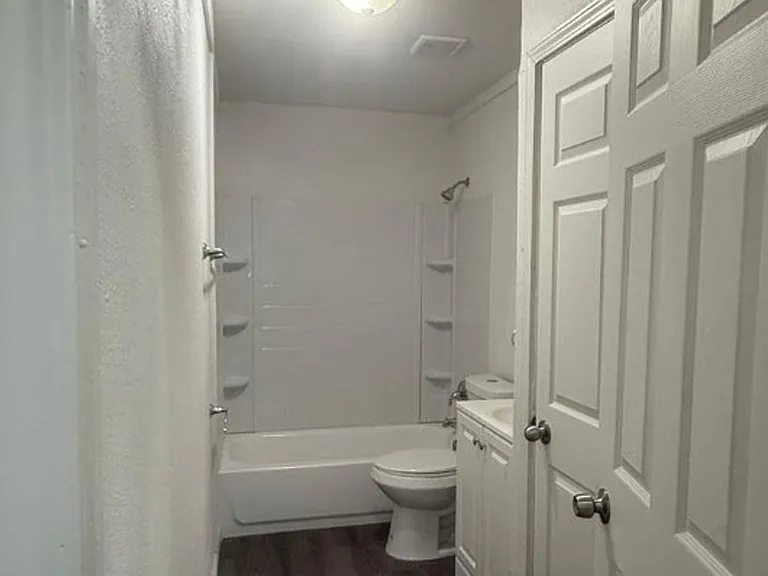 7 Lazarcheff Dr — Photo 10
