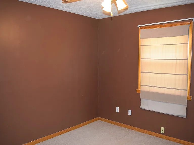 110 Dogwood Cir — Photo 22