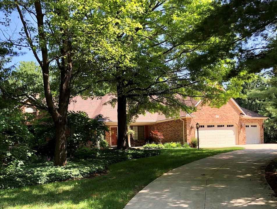 2nd image of 150 Riverside Rd
