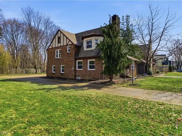 45 Chatfield Dr, Painesville, OH 44077