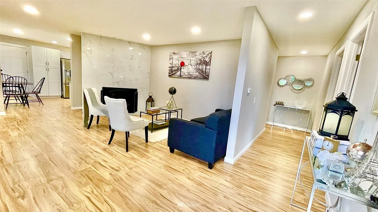 10417 Aqua Way South - 1 — Photo 1
