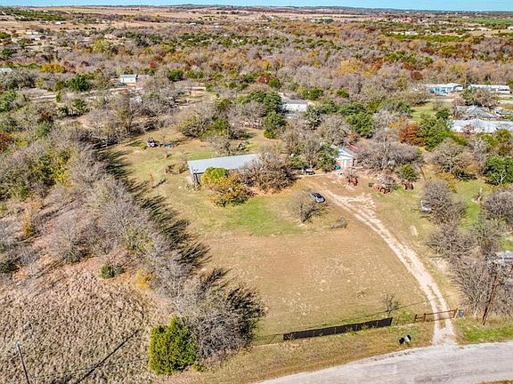 2nd image of 168 Horseshoe Trl