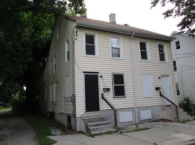 2nd image of 204-206 Wesley St