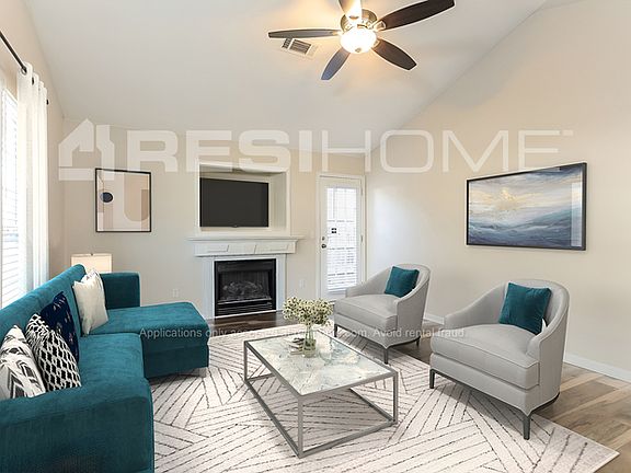 4th image of 135 Chaucer Ln