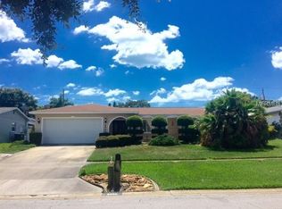 8996 Briarwood Dr, Seminole, FL 33772