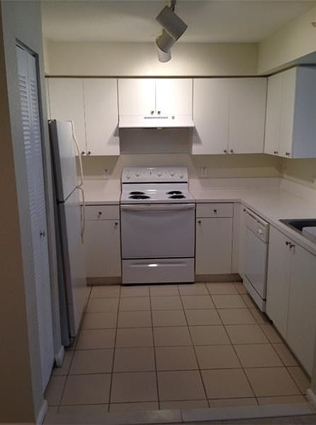 2nd image of 15430 SW 284th St #6305