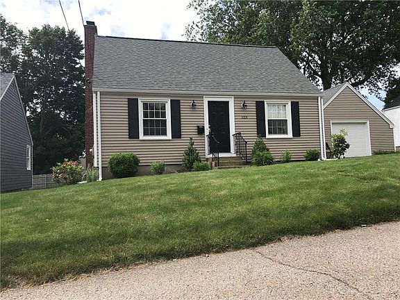 2nd image of 123 Allerton Ave