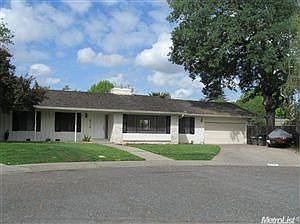 1st image of 4714 Oakshire Ct