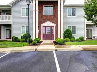 2605 Bradford Commons Dr UNIT 103, Louisville, KY 40299