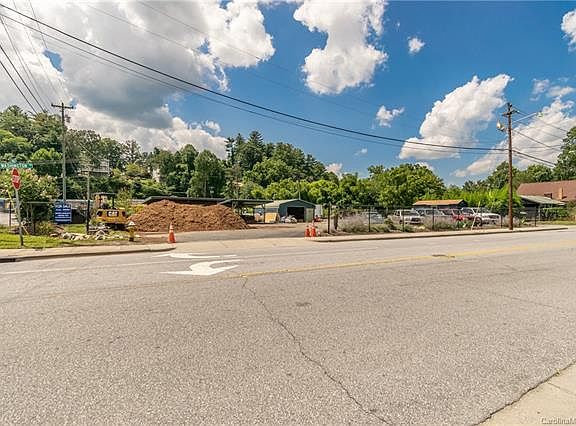 5th image of 321 S Washington St Lot B