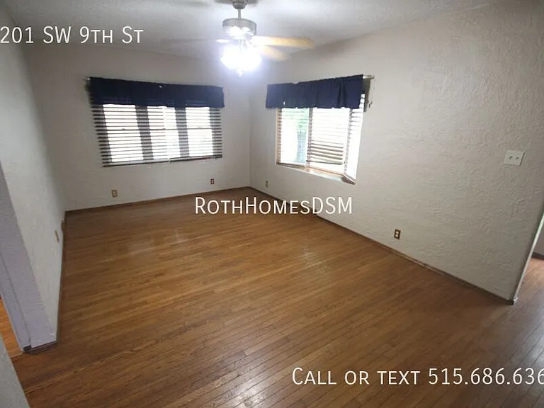 4201 SW 9th St — Photo 7