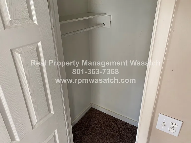 866 S McClelland St — Photo 29