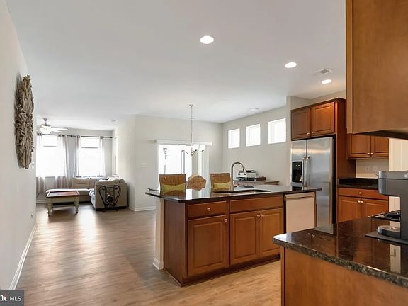 2nd image of 29518 Fieldstone Dr