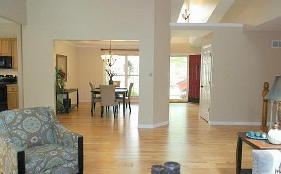4th image of 16906 Westridge Oaks Dr