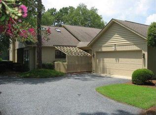 85 Lake Point Dr, Pinehurst, NC 28374
