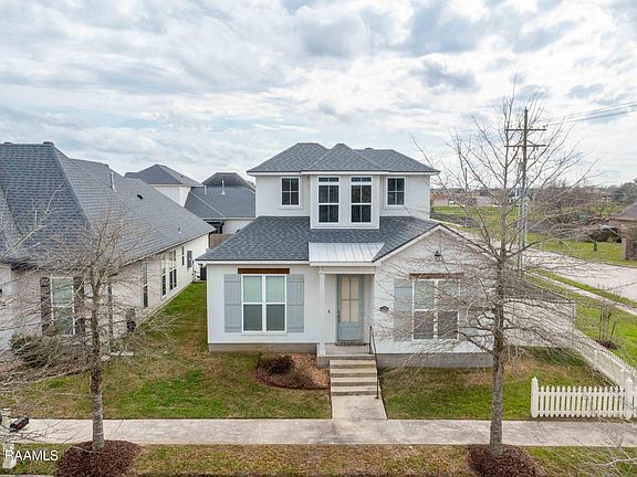 2nd image of 100 Laurel Grove Blvd