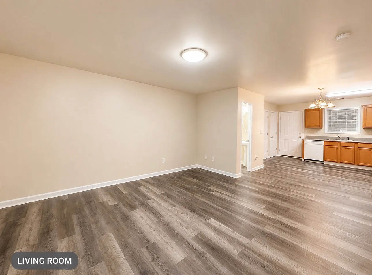 2 bed, 2.5 bath, 1098 sqft, $1,395 — Photo 2