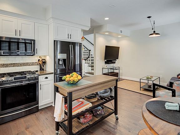 5th image of 2825 Plaza Del Amo Unit 112