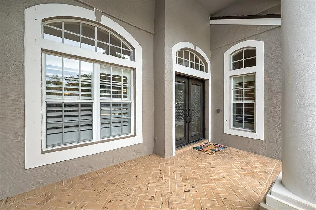 4 bed, 3.5 bath, 3198 sqft, $5,995 — Photo 4