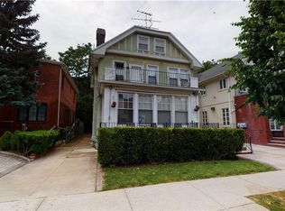 1098 E 21st St, Brooklyn, NY 11210