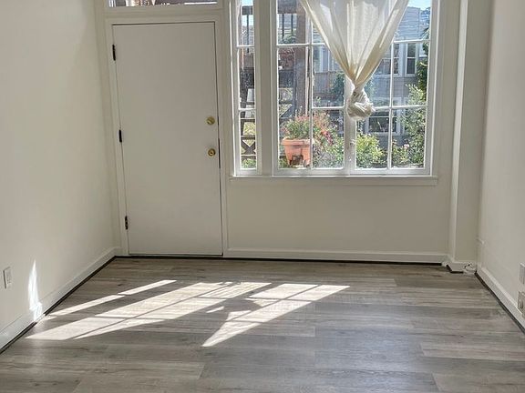 5th image of 3985 A 24th St #10505462