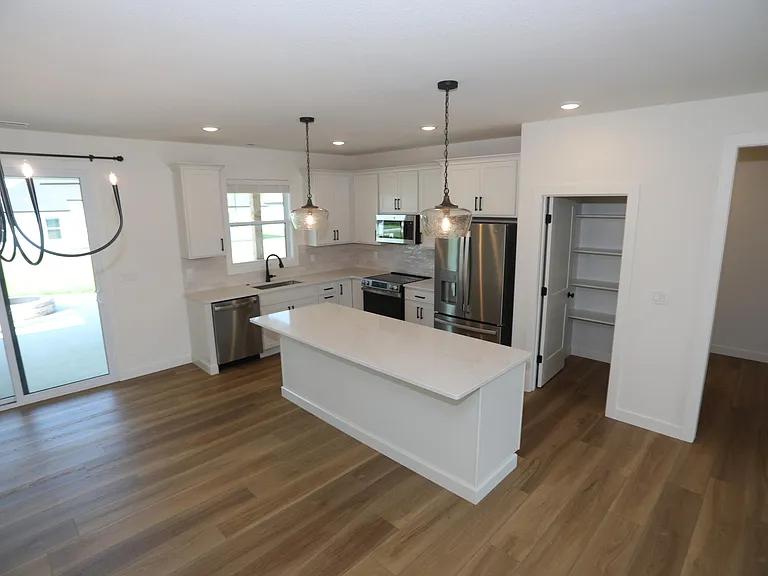 4605 Chambers Bay Dr — Photo 7
