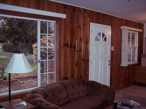 Original knotty Pine Interior!