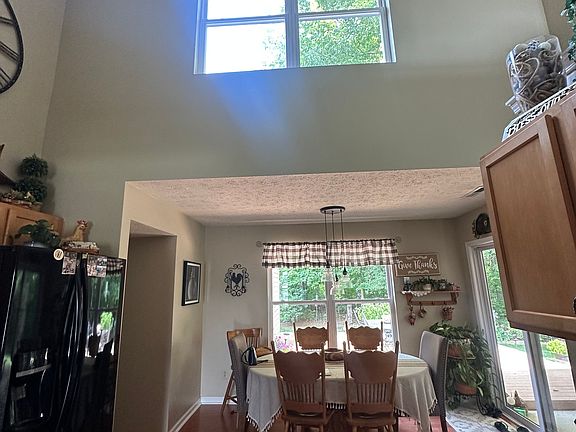 5th image of 8932 Mario Creek Dr