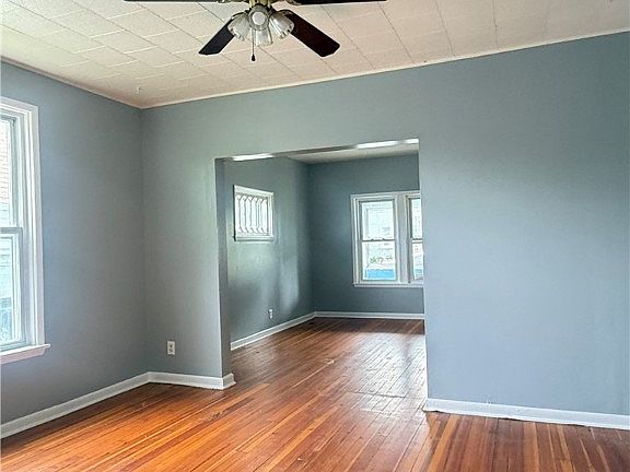 2nd image of 217 Boyden St #2