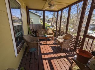 1910 E 8th St, Austin, TX 78702