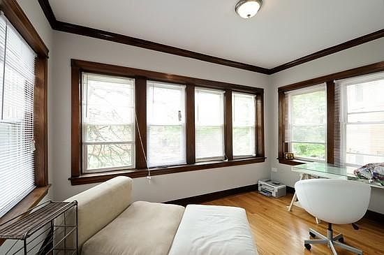 1st image of 2604 N Hamlin Ave #1S