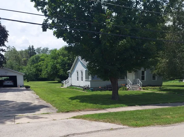 150 N School St, Braidwood, IL 60408