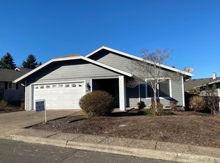 1833 Woodstock Cir NW, Salem, OR 97304
