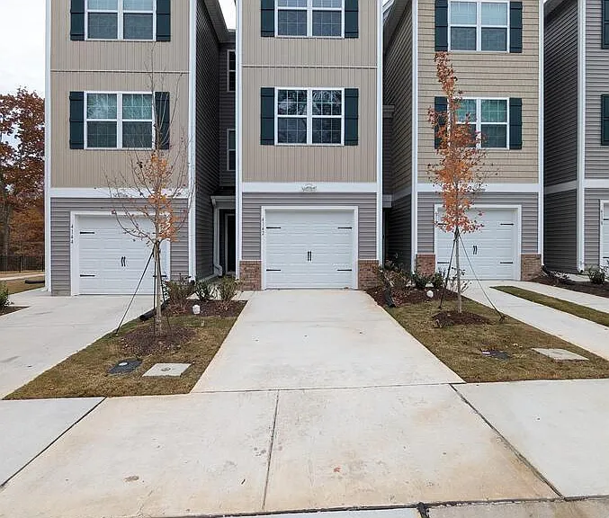 4142 Trevino Dr #1 — Photo 2