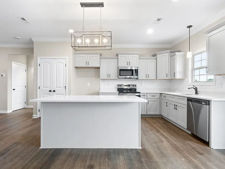 2547 Rafiki Dr — Photo 29