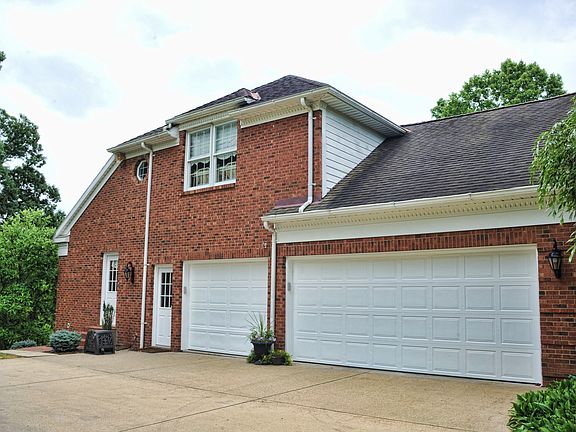 3rd image of 5604 Greenmont Pl
