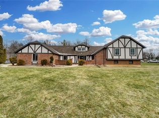 2579 Timber Brook Ln, Dayton, OH 45458