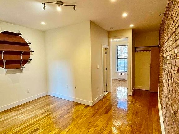 2nd image of 1057 Bergen St APT 2