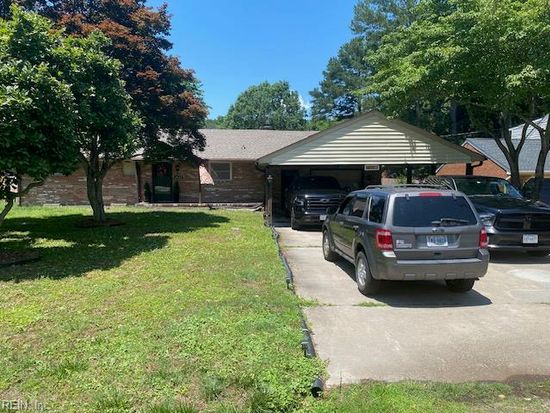 2422 Bugle Dr W, Chesapeake, VA 23321