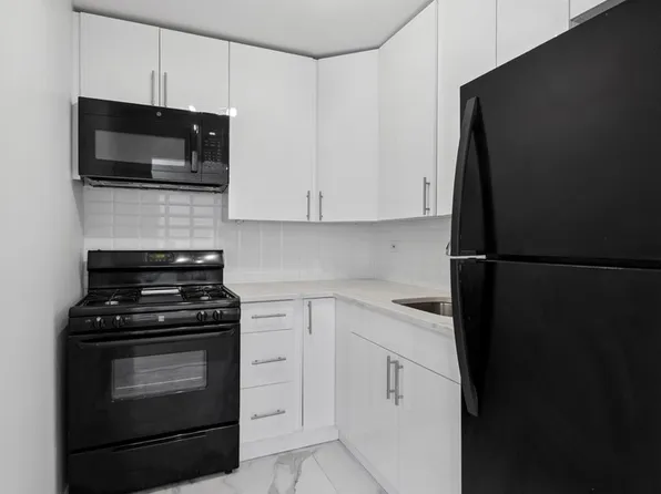 745 East 31st Street image 3 of 5